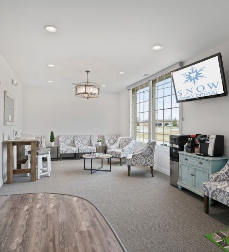 Welcoming waiting area at Snow Family Dental